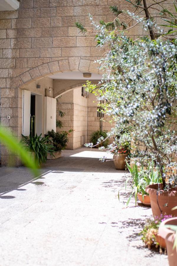Spacious By The Orient Hotel - 4 Bdr Apartment Jerusalém Exterior foto